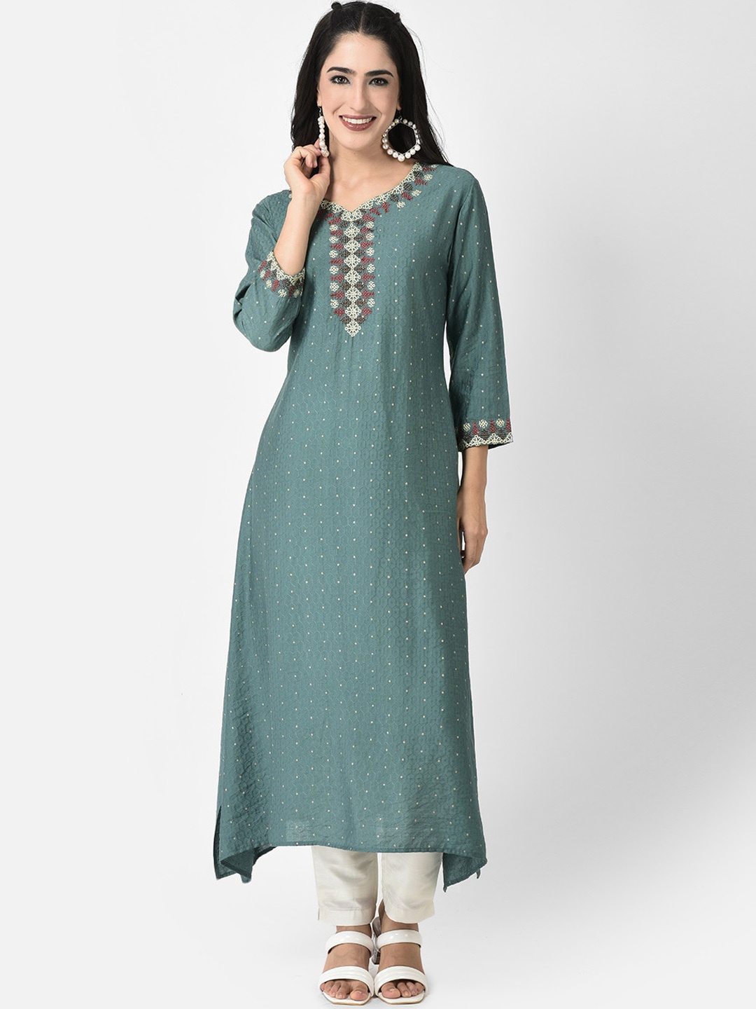 

Span Floral Embroidred Cotton Straight Kurta, Green