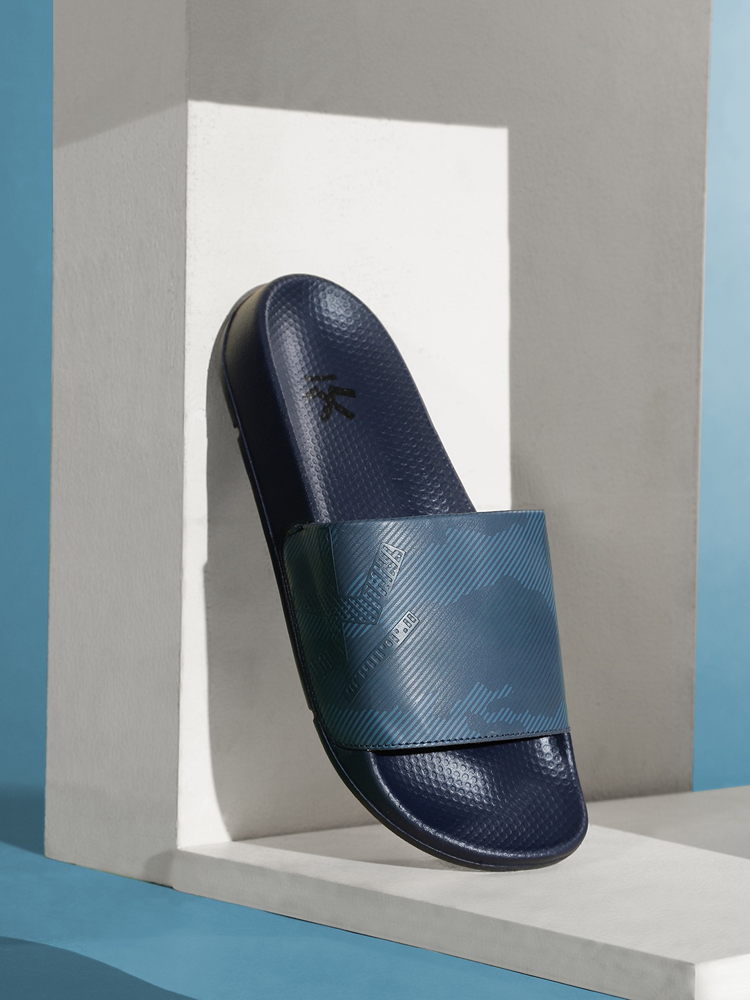 

WROGN Men Striped & Brand Logo Printed Sliders, Navy blue