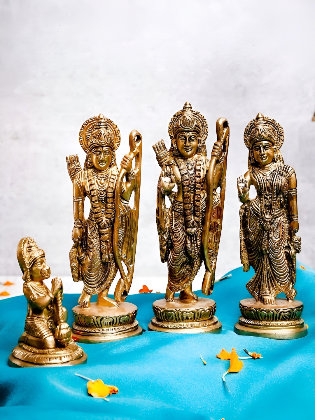 

The Advitya Rama Darbar Brass Religious Idol, Gold