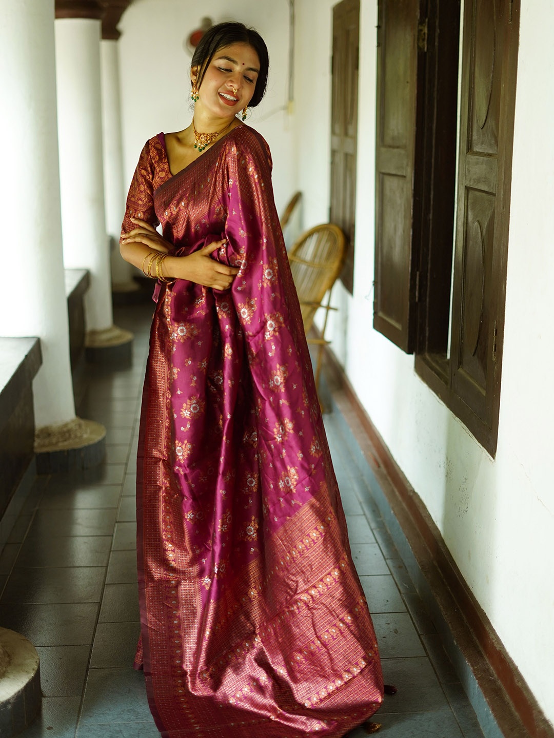 

ALMAARI FASHION Purple Ethnic Motifs Pure Silk Designer Kanjeevaram Saree
