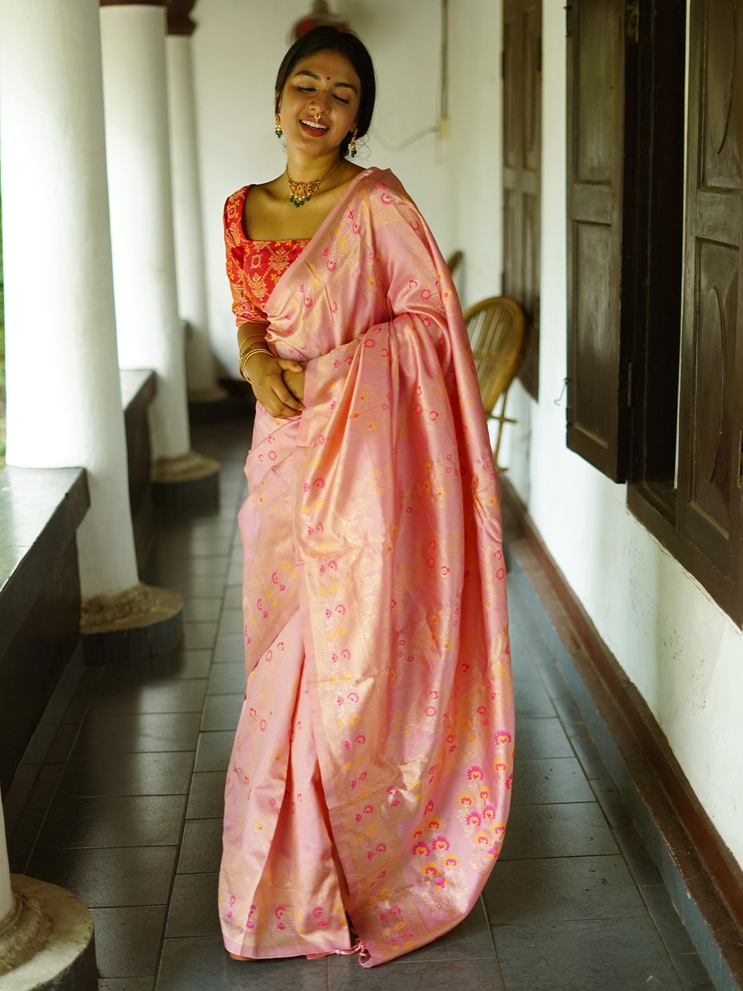 

ALMAARI FASHION Pink Ethnic Motifs Pure Silk Designer Kanjeevaram Saree