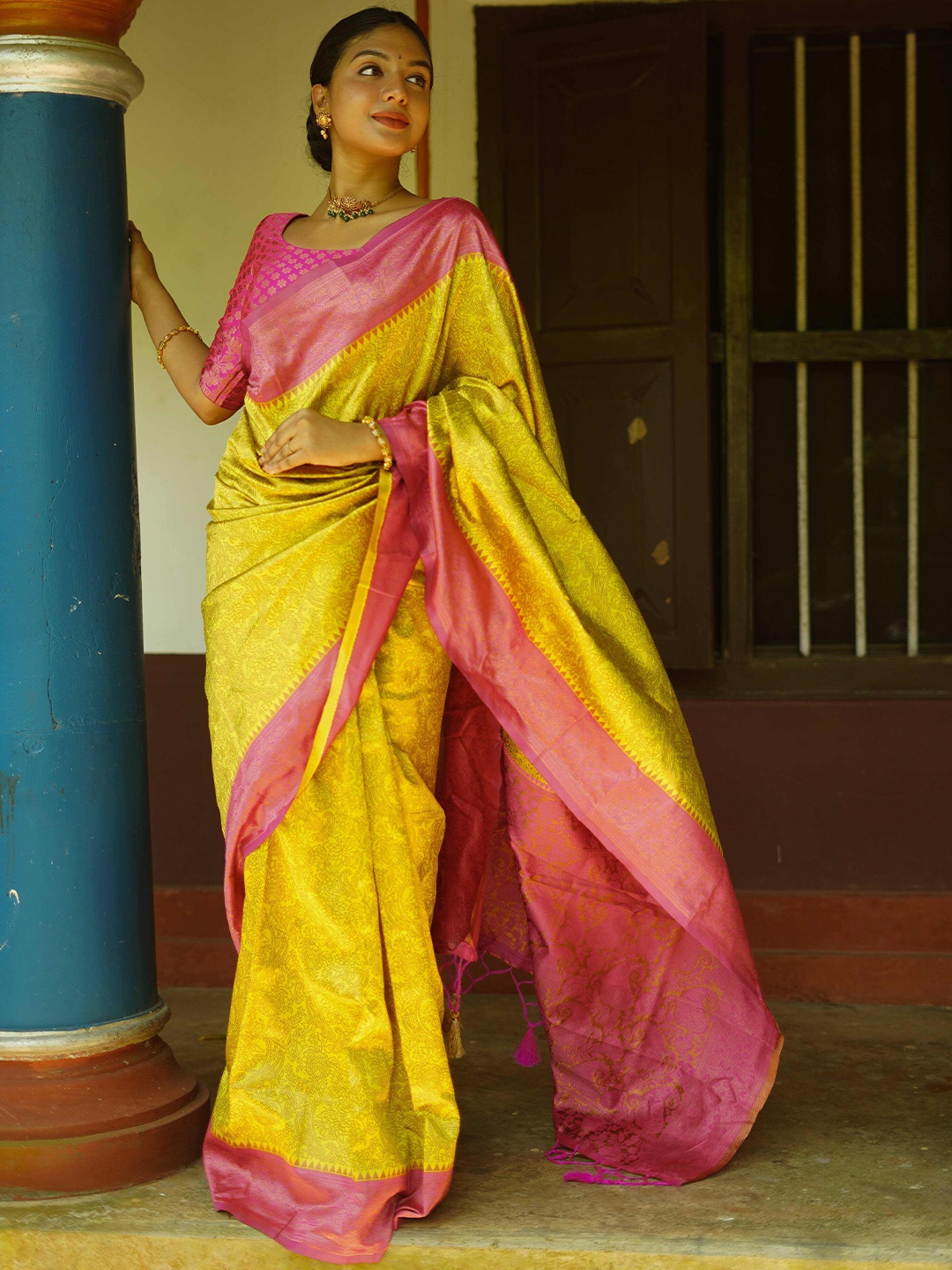 

ALMAARI FASHION Yellow and Pink Ethnic Motifs Pure Silk Designer Kanjeevaram Saree