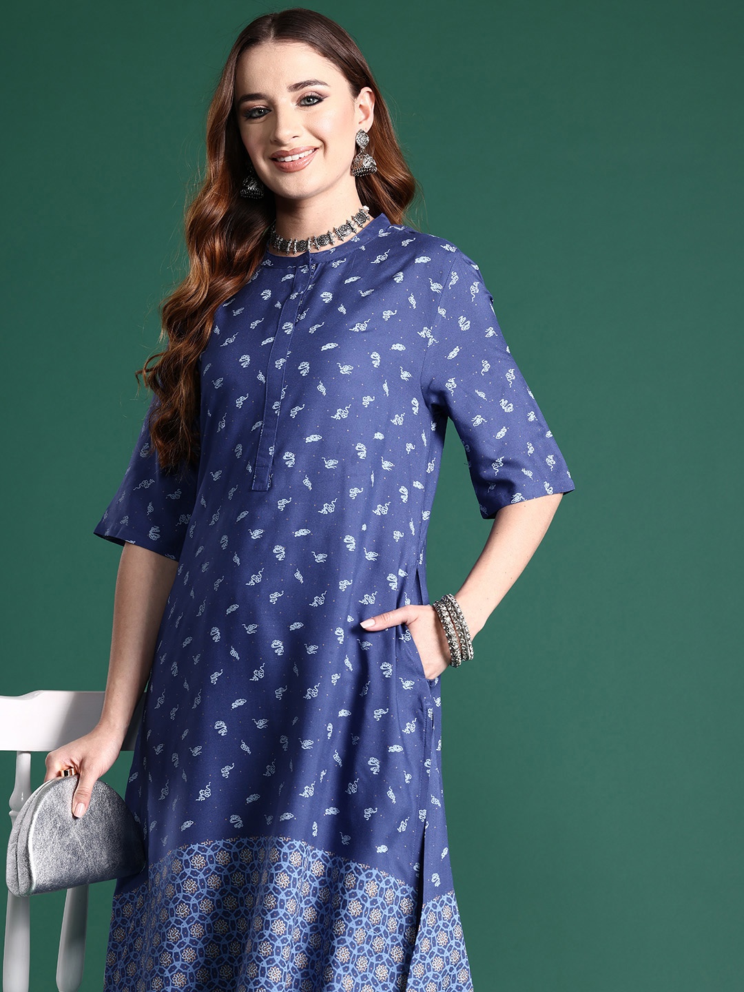 

Sangria Women Printed Regular Kurta with Palazzos, Blue