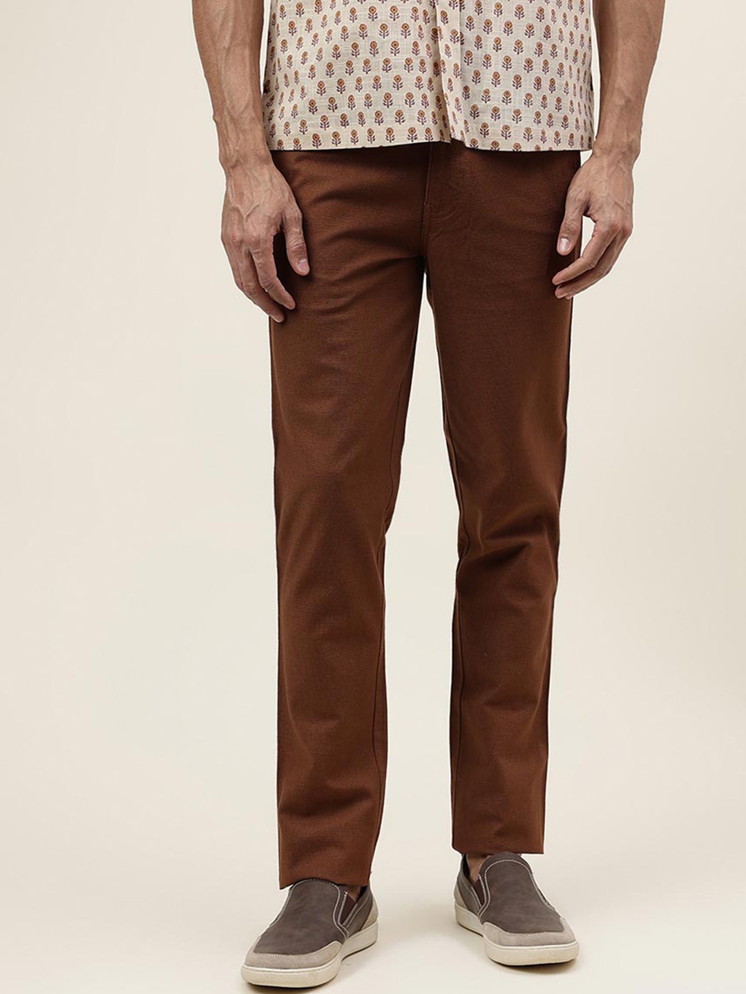 

Fabindia Men Slim Fit Mid-Rise Cotton Regular Trousers, Coffee brown