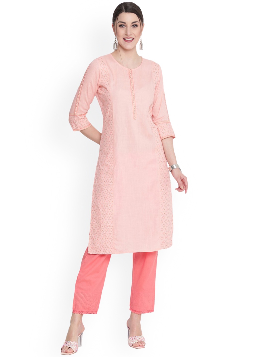 

SAVI Geometric Embroidered Straight Kurta, Peach