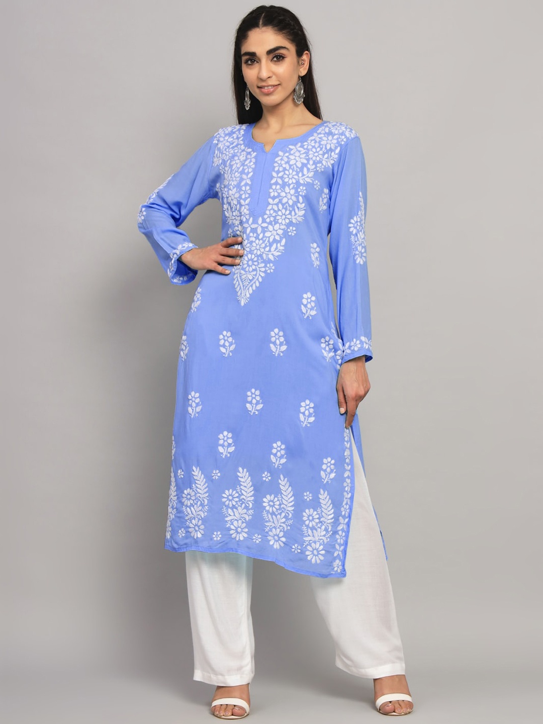 

PARAMOUNT CHIKAN Ethnic Motifs Embroidered Chikankari Straight Kurta, Blue