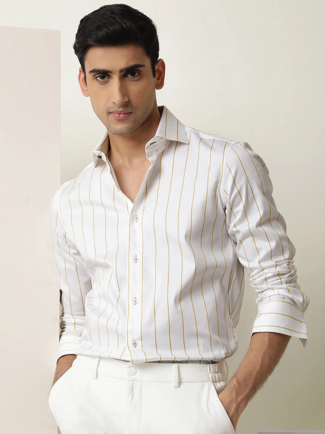 

MISCHIEF MONKEY Classic Fit Vertical Striped Pure Cotton Casual Shirt, White