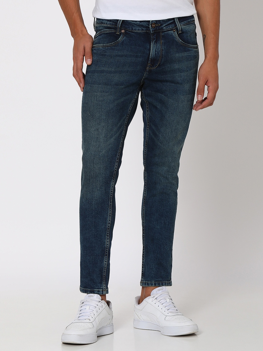 

Mufti Men Slim Fit Mid-Rise Dark Shade Clean Look Stretchable Jeans, Navy blue