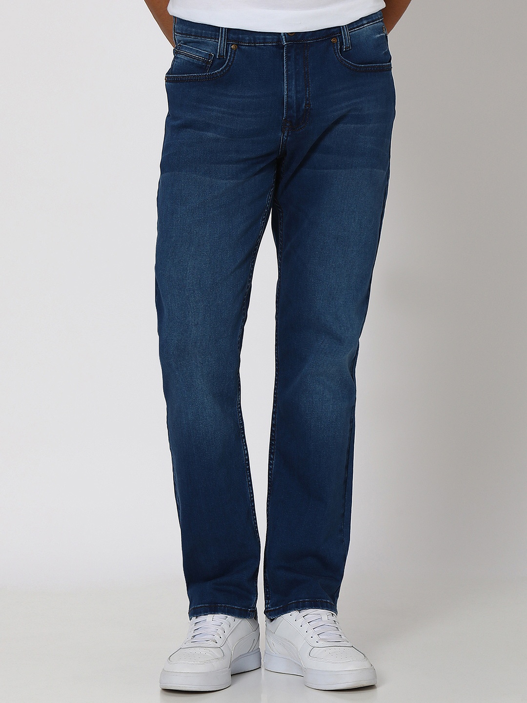 

Mufti Men Relaxed Fit Mid-Rise Dark Shade Clean Look Stretchable Jeans, Navy blue