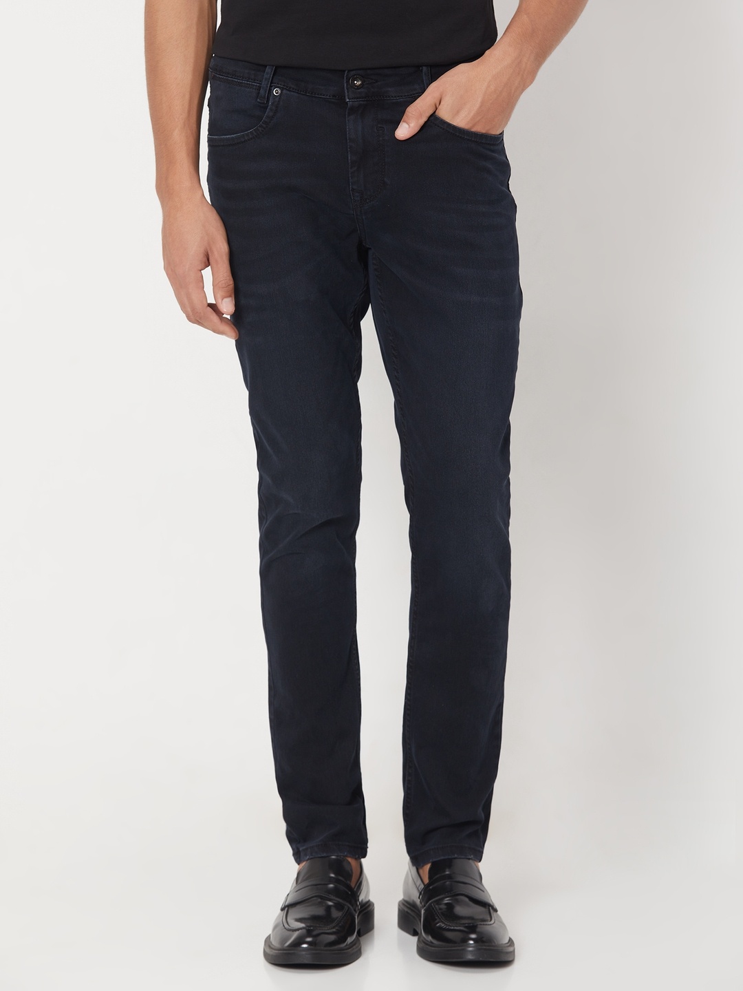 

Mufti Men Skinny Fit Mid-Rise Dark Shade Clean Look Stretchable Jeans, Navy blue