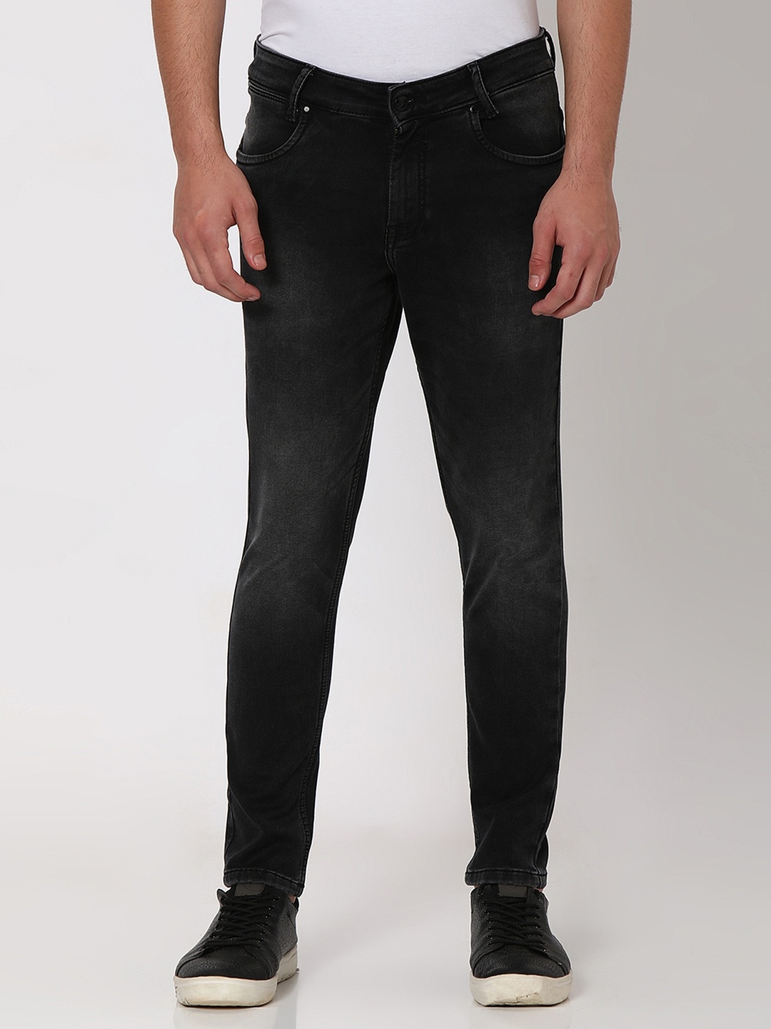 

Mufti Men Skinny Fit Mid Rise Clean Look Denim Stretchable Jeans, Black
