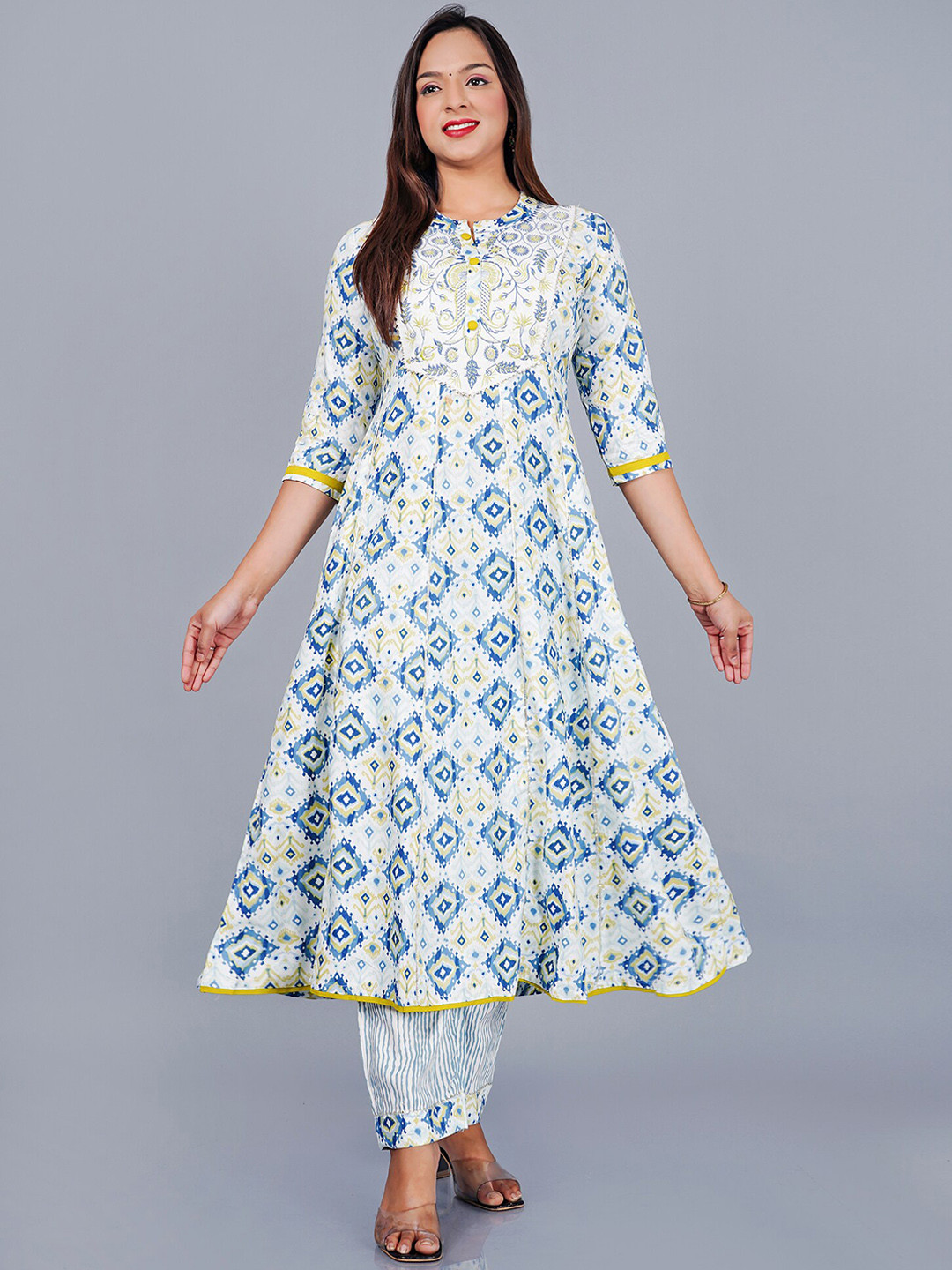 

AAYUMI Ethnic Motif Printed Regular Thread Work Pure Cotton Kurta With Pyjamas & Dupatta, White