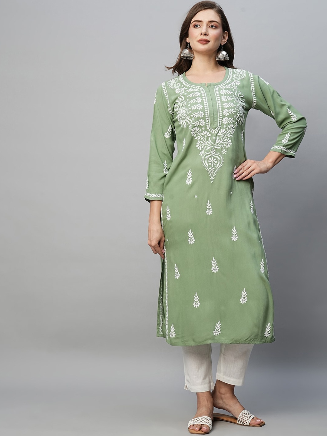 

ADA Ethnic Motifs Embroidered Round Neck Chikankari Straight Kurta, Green