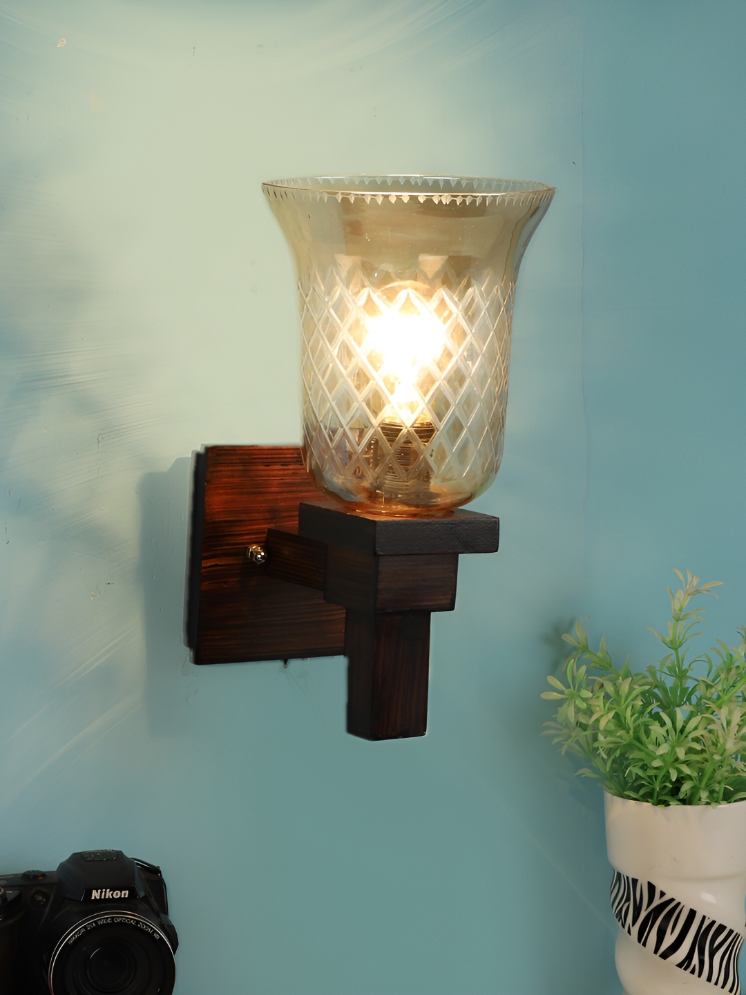 

ELIANTE Brown Wooden Contemporary Bell Shaped Wall Lamp