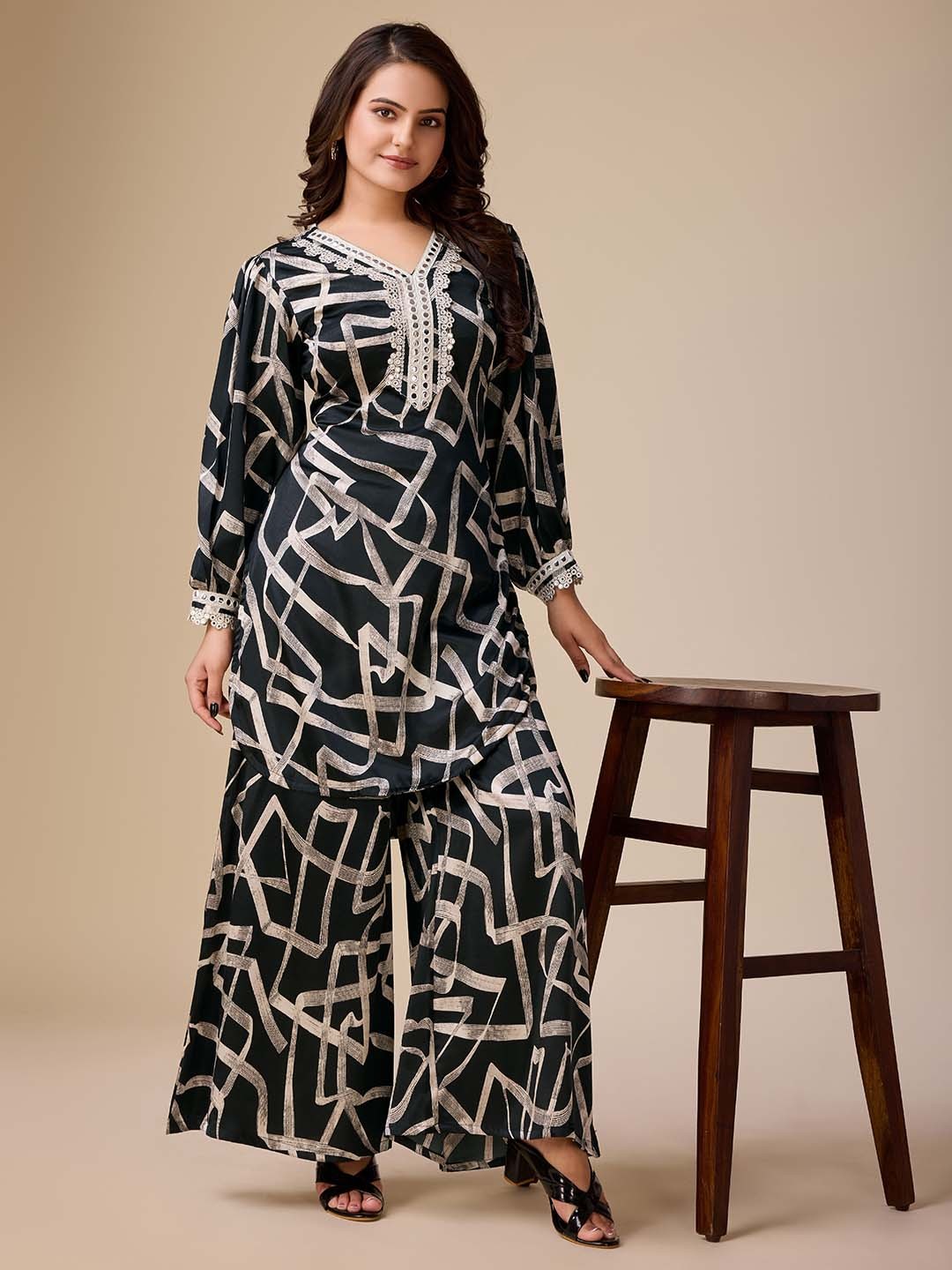 

HOUSE OF MIRA Geometric Printed Regular Kurta With Palazzos, Black