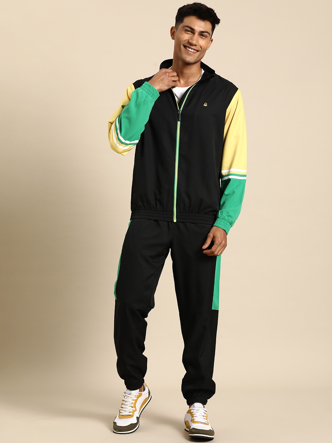 

United Colors of Benetton Men Solid Tracksuit, Navy blue