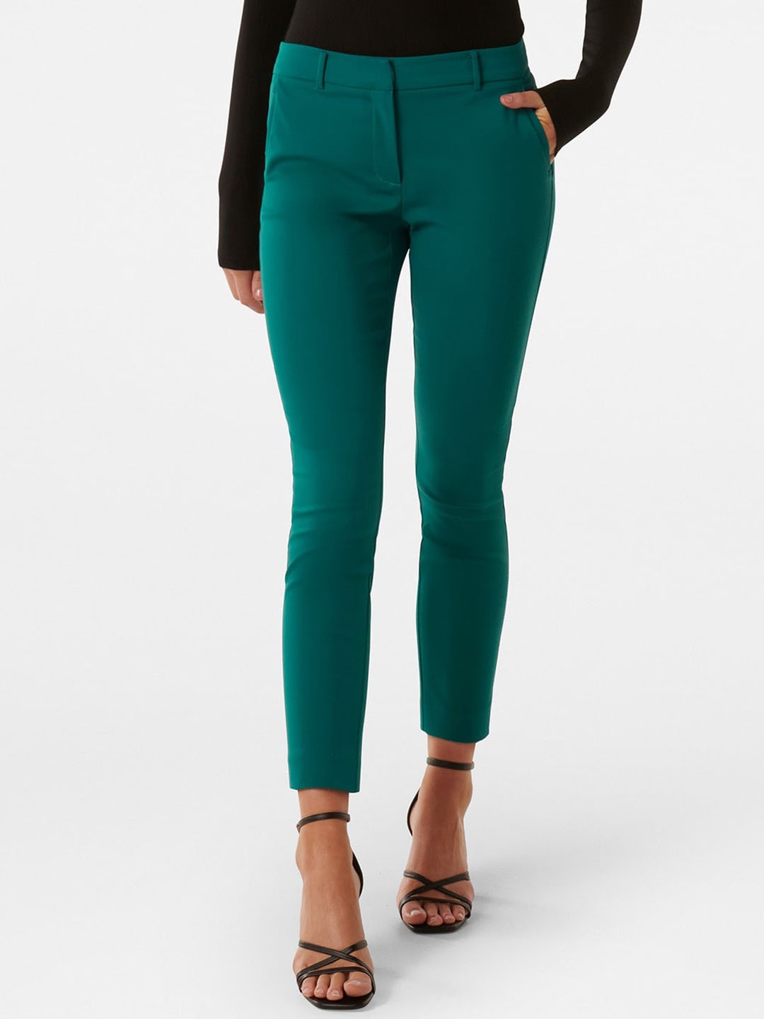 

Forever New Women Slim Fit Regular Trousers, Green