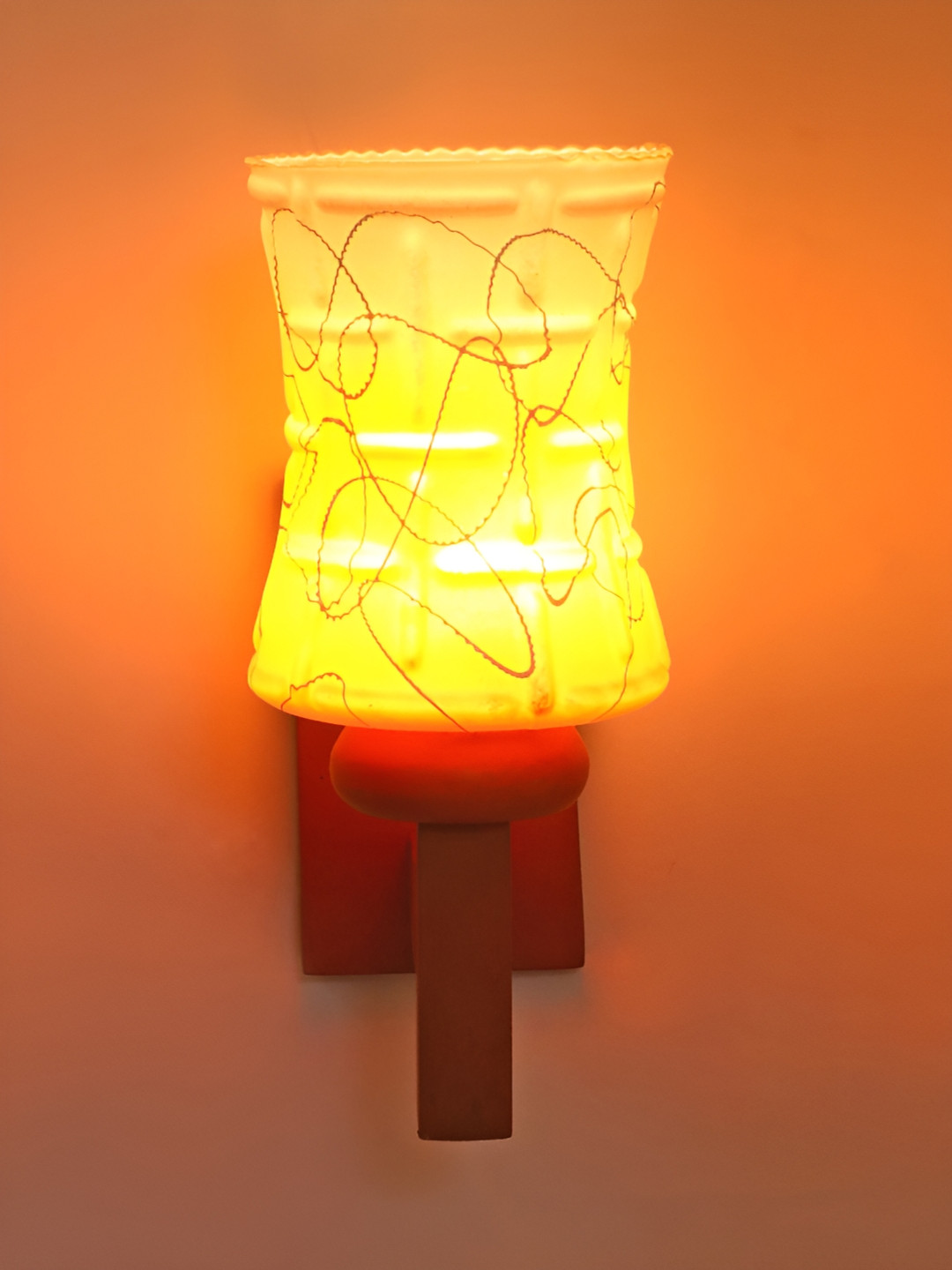 

Afast Orange & White Colourblocked Contemporary Glass Wall Lamp