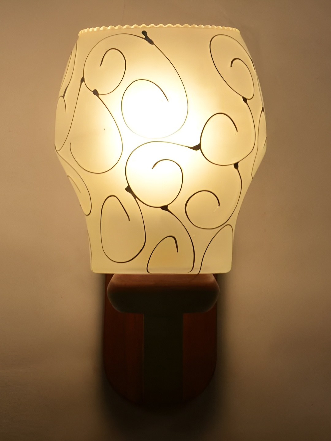 

Afast White & Brown Glass Wall Lamp