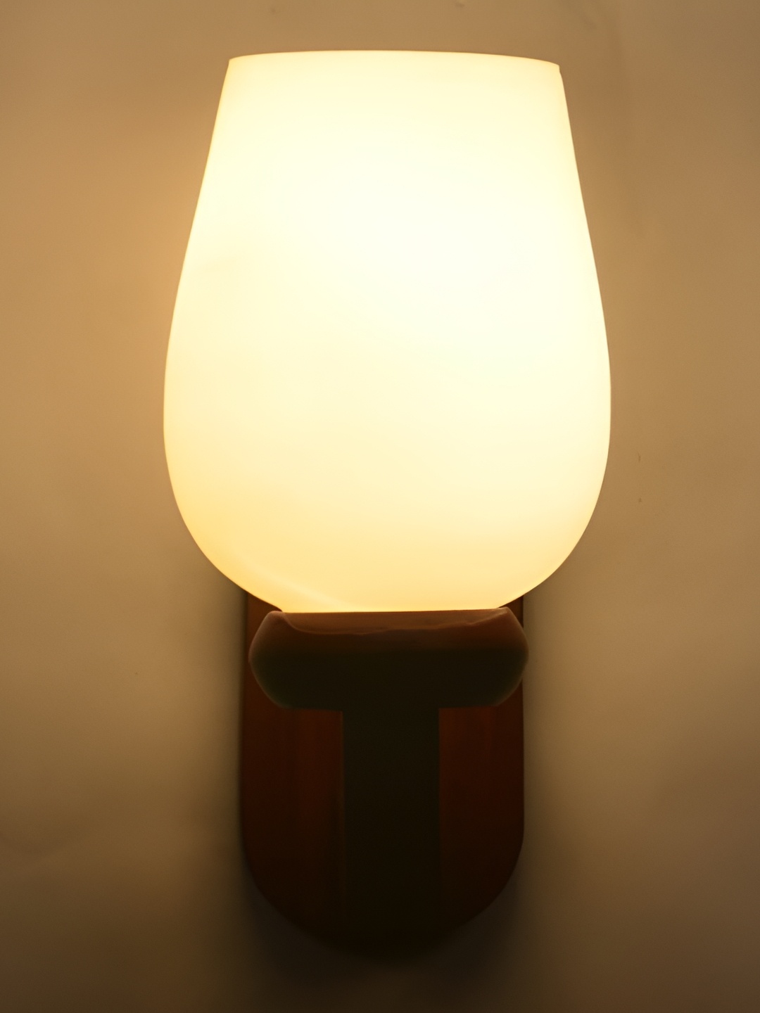 

Afast White Wooden Bell Shped Wall Lamp