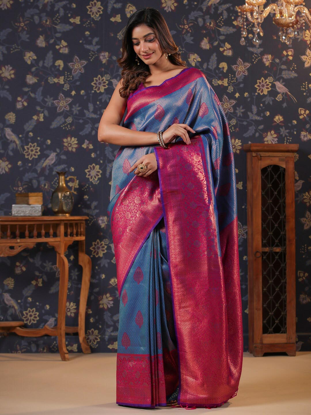 

House of Pataudi Ethnic Motifs Woven Design Silk Blend Banarasi Sarees, Blue