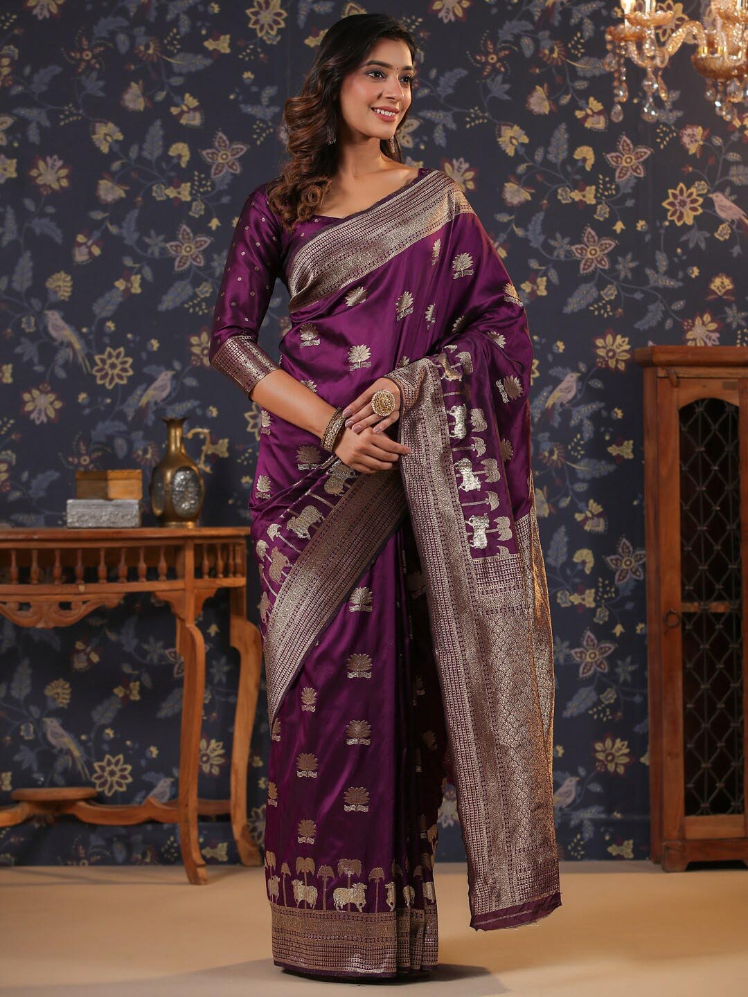 

House of Pataudi Woven Design Banarasi Saree, Burgundy