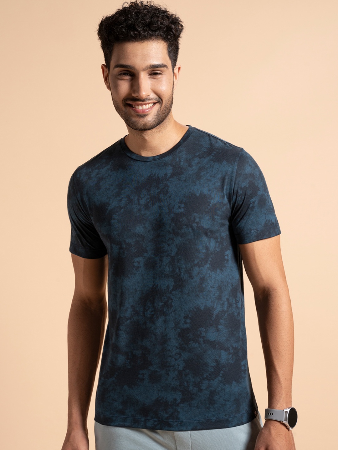 

DAMENSCH Breeze Ultra Light Tie & Dye Vortex Blend T-Shirt, Blue