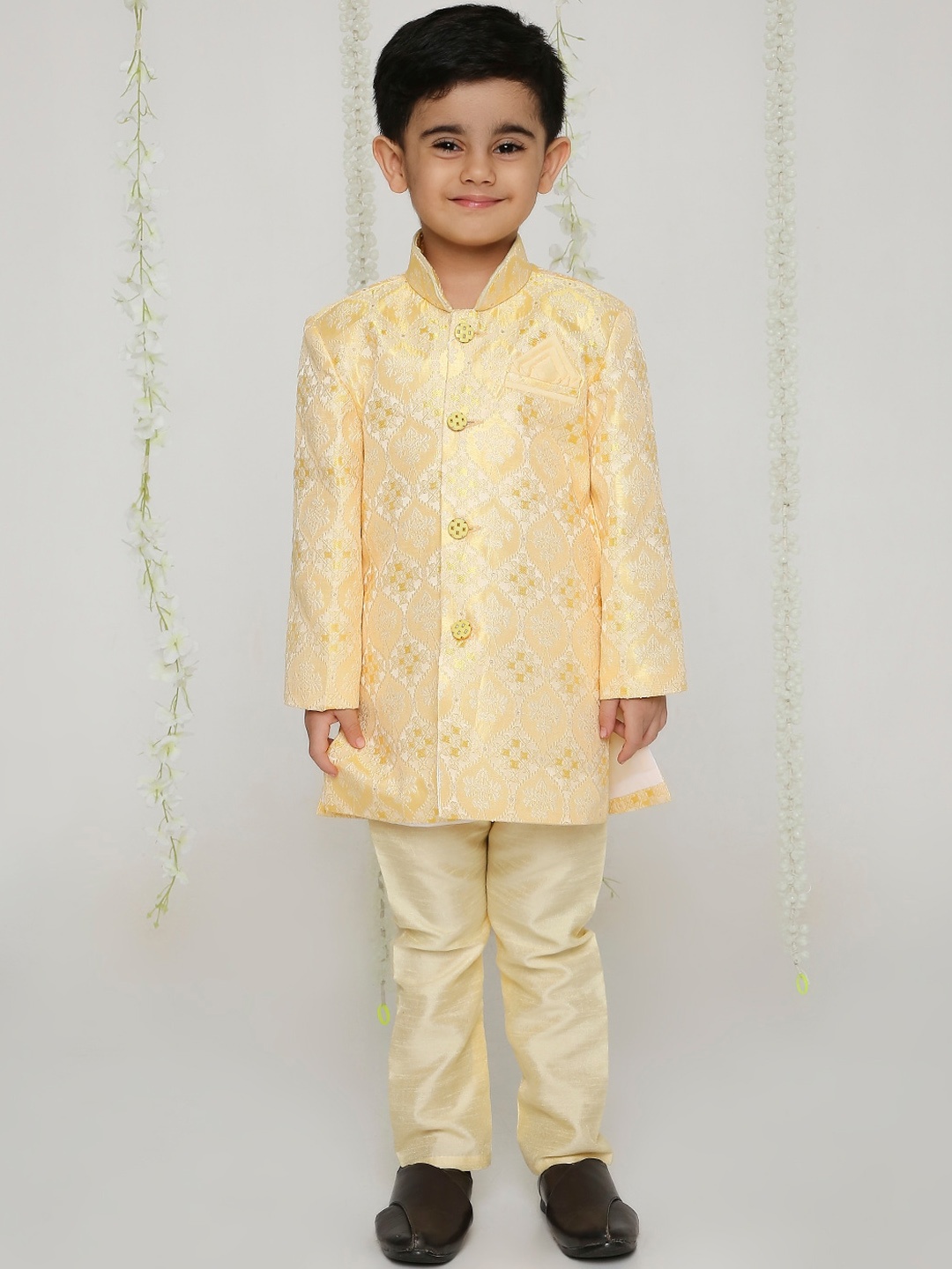 

KID1 Boys Self Design Pure Silk Sherwani Set, Yellow