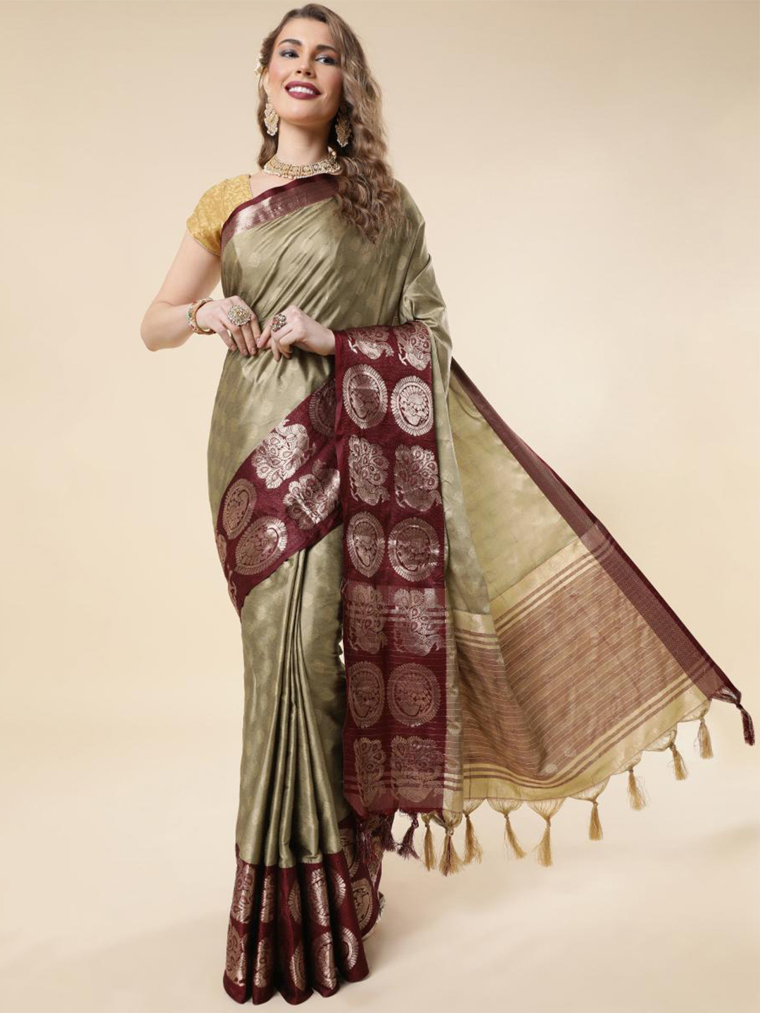 

LIMDO Ethnic Motifs Art Silk Kanjeevaram Saree, Green