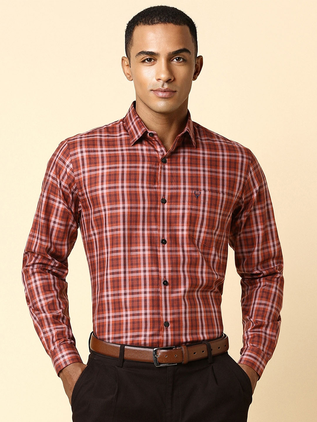 

Allen Solly Men Red Slim Fit Checked Formal Shirt
