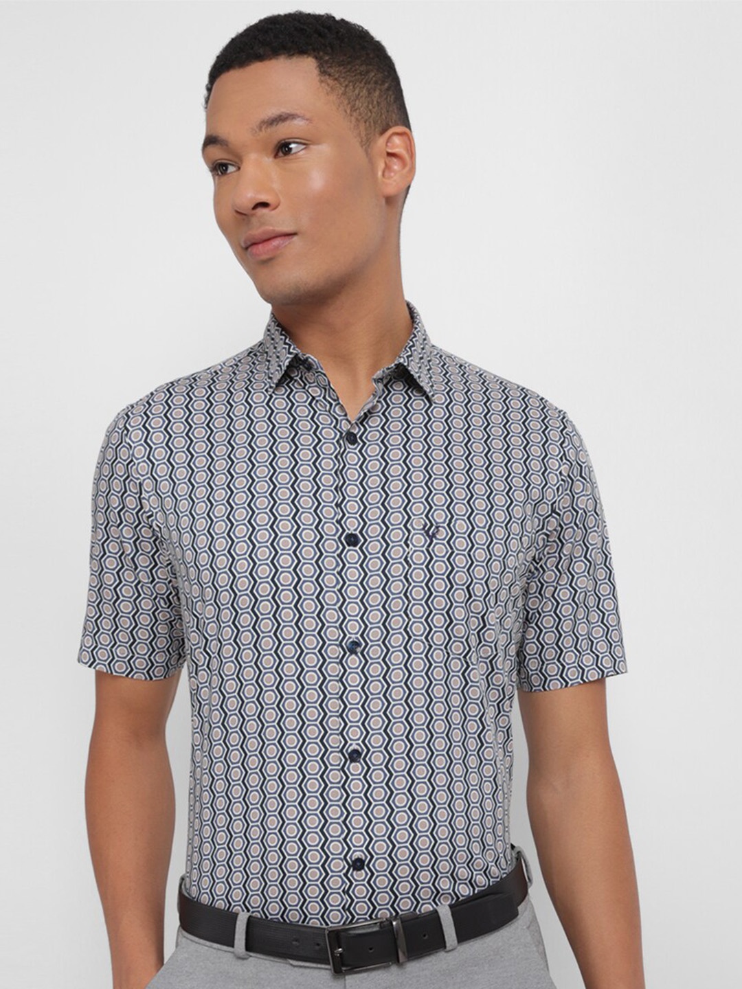 

Allen Solly Spread Collar Slim Fit Geometric Printed Formal Pure Cotton Shirt, Grey