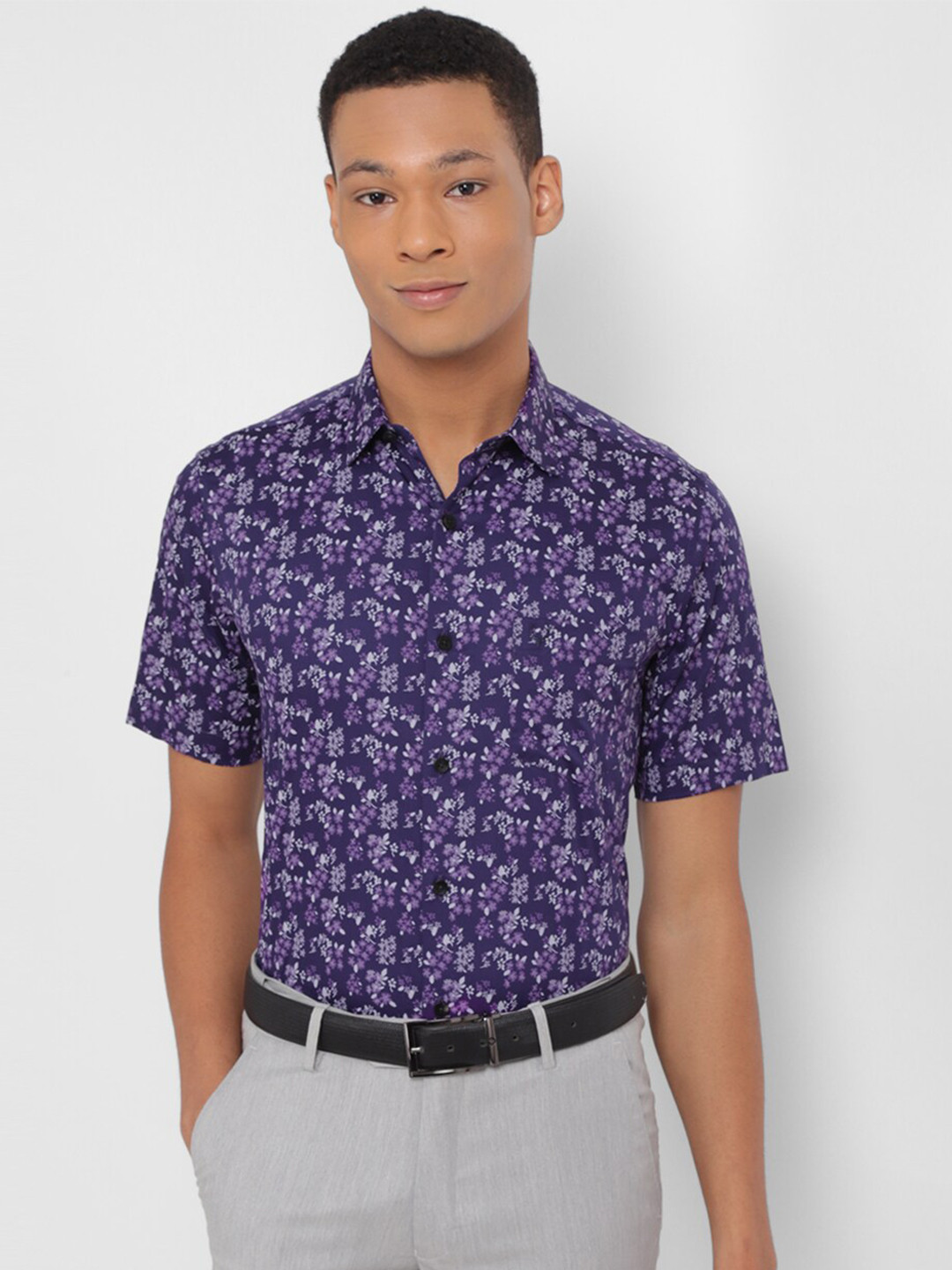 

Allen Solly Slim Fit Floral Printed Pure Cotton Formal Shirt, Purple