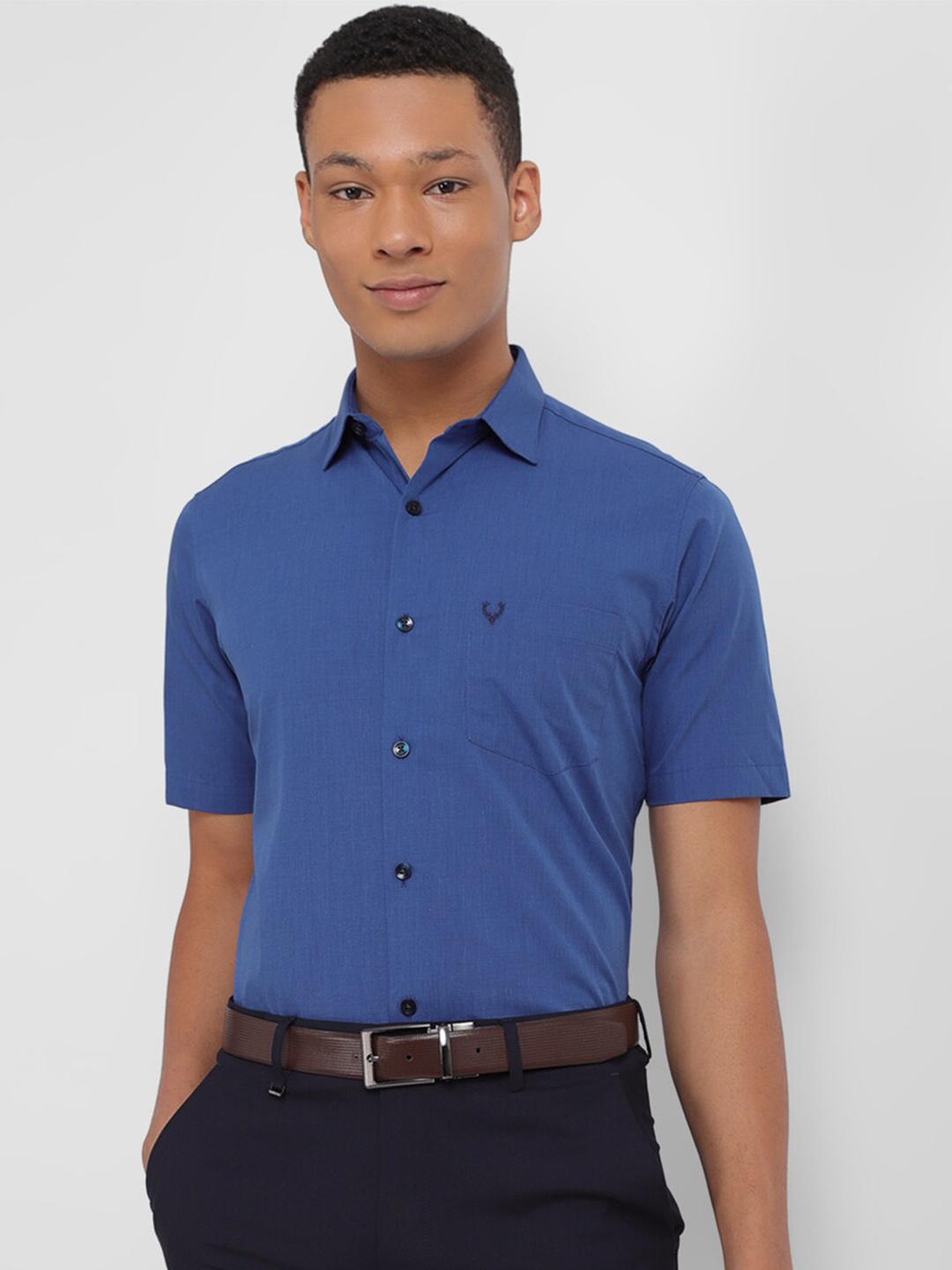 

Allen Solly Slim Fit Spread Collar Short Sleeves Cotton Formal Shirt, Blue