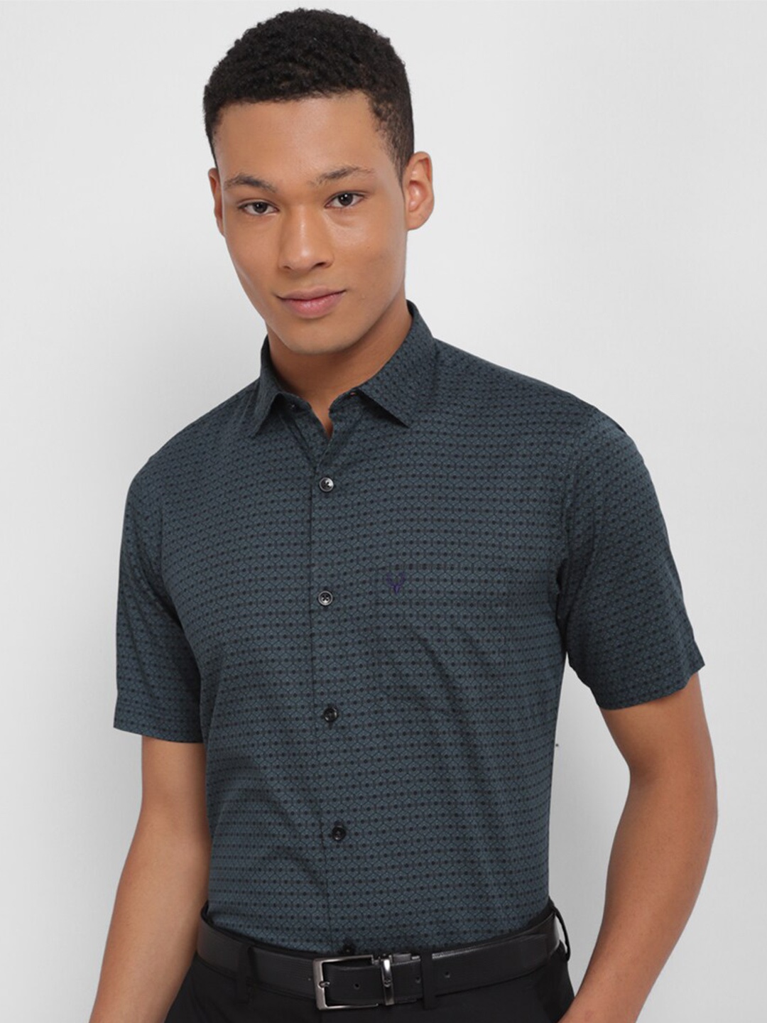 

Allen Solly Slim Fit Micro Ditsy Printed Formal Pure Cotton Shirt, Green