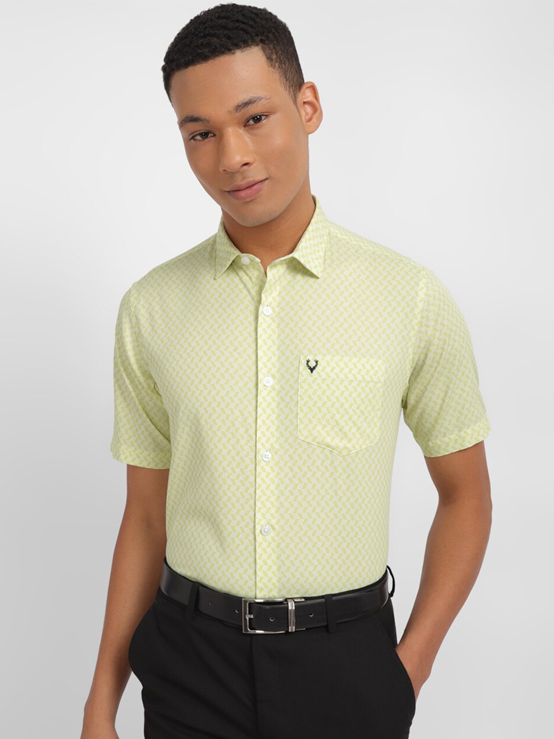 

Allen Solly Slim Fit Micro Ditsy Printed Formal Pure Cotton Shirt, Green
