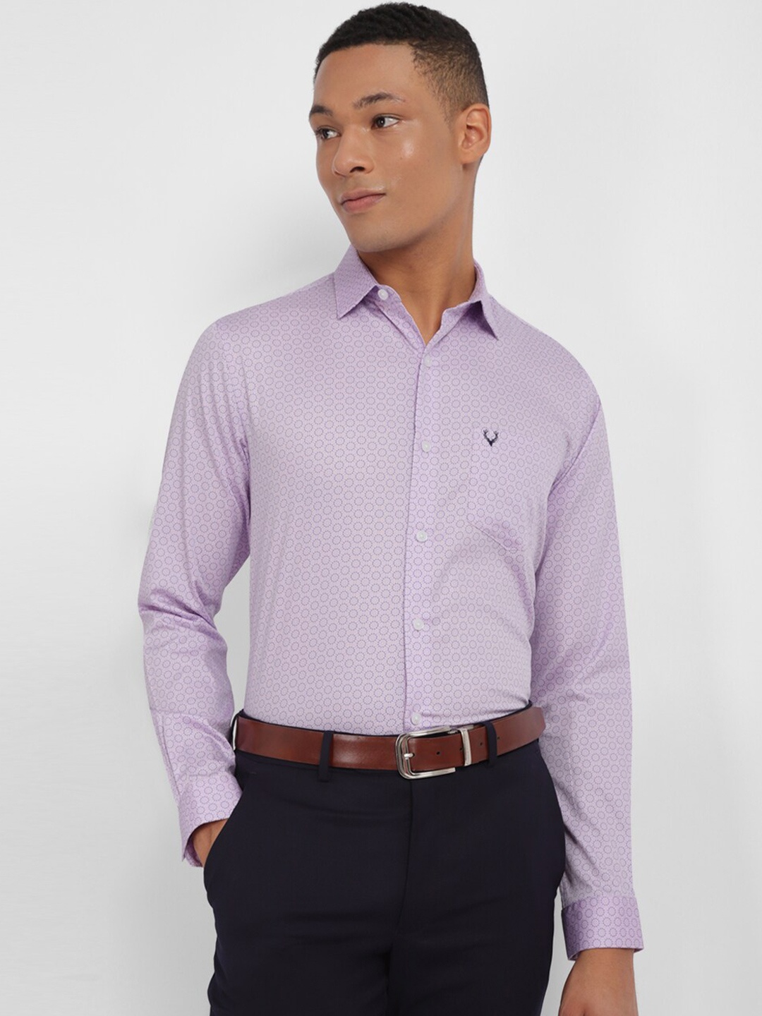 

Allen Solly Slim Fit Geometric Printed Spread Collar Long Sleeves Cotton Formal Shirt, Purple