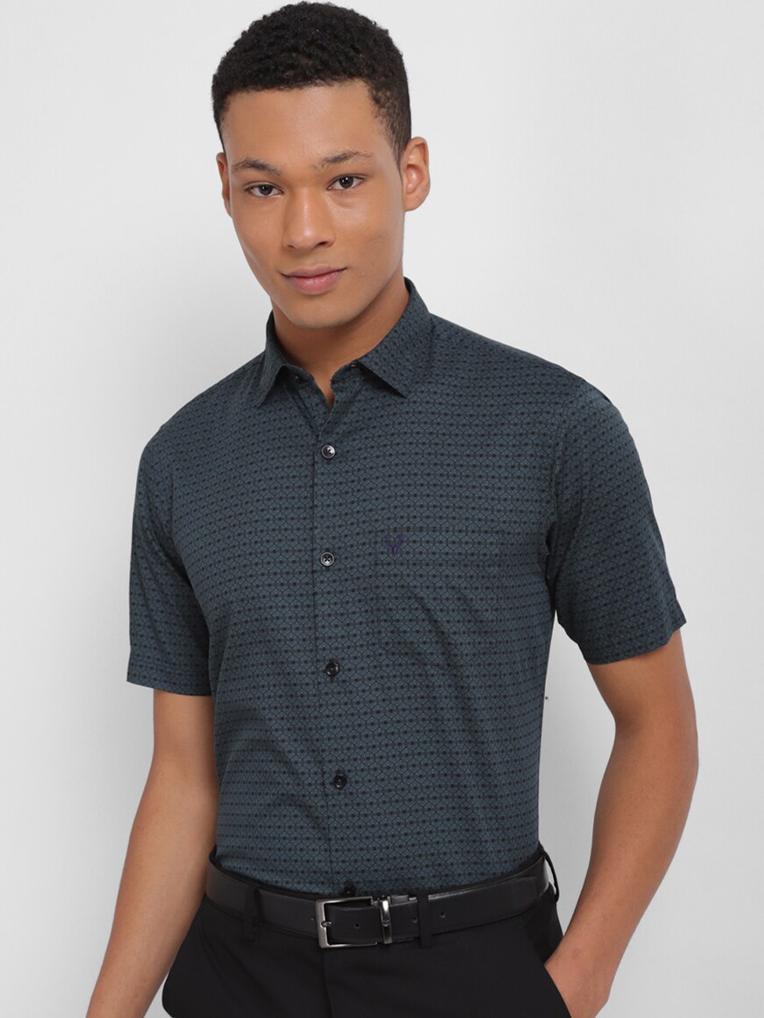 

Allen Solly Slim Fit Micro Ditsy Printed Formal Pure Cotton Shirt, Green