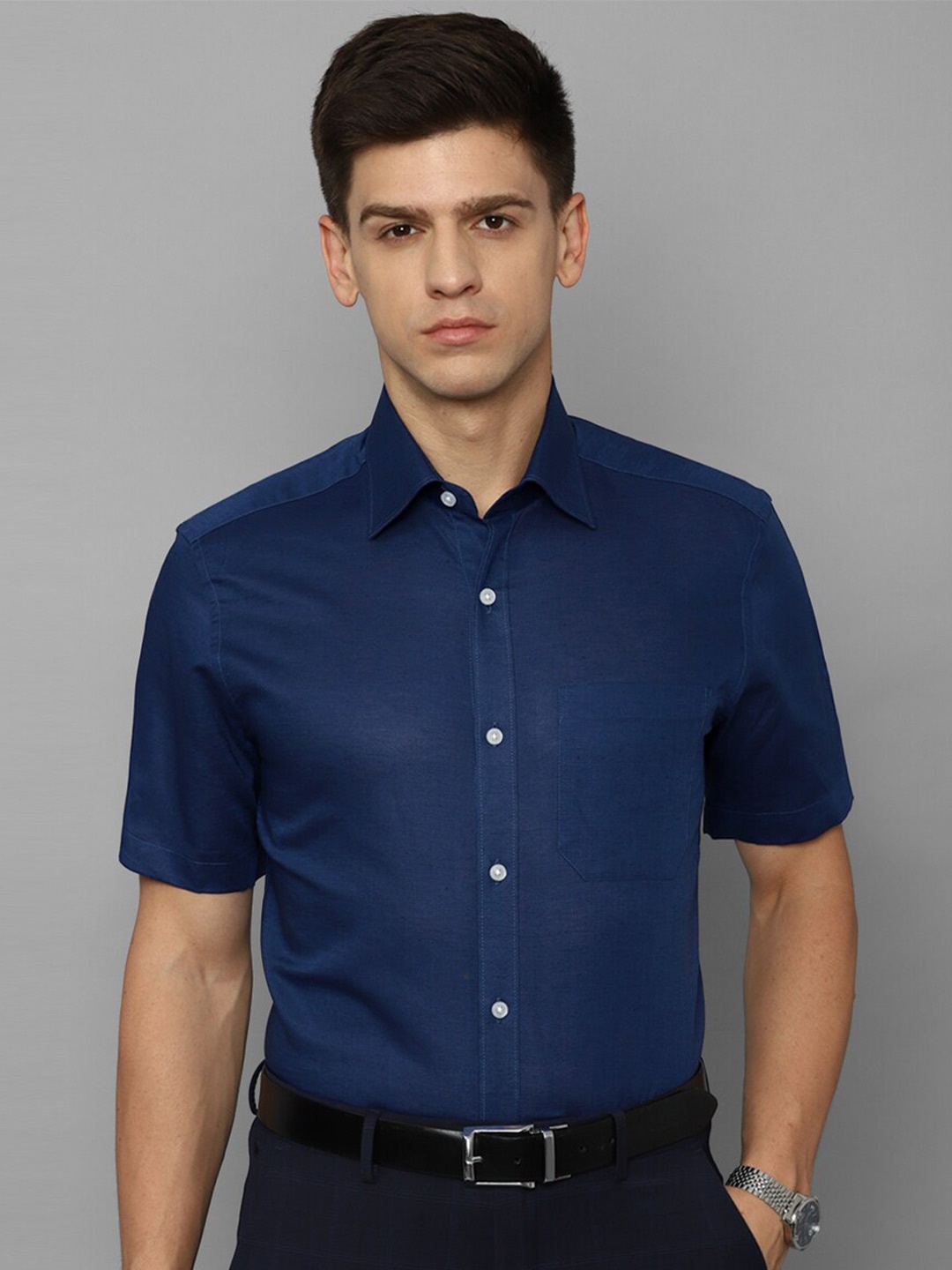 

Louis Philippe Classic Fit Spread Collar Formal Shirt, Blue