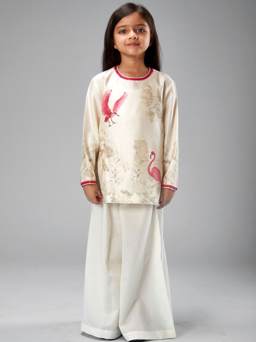 

BAL BACHCHE Girls Floral Printed Chanderi Silk Kurti with Churidar, Off white