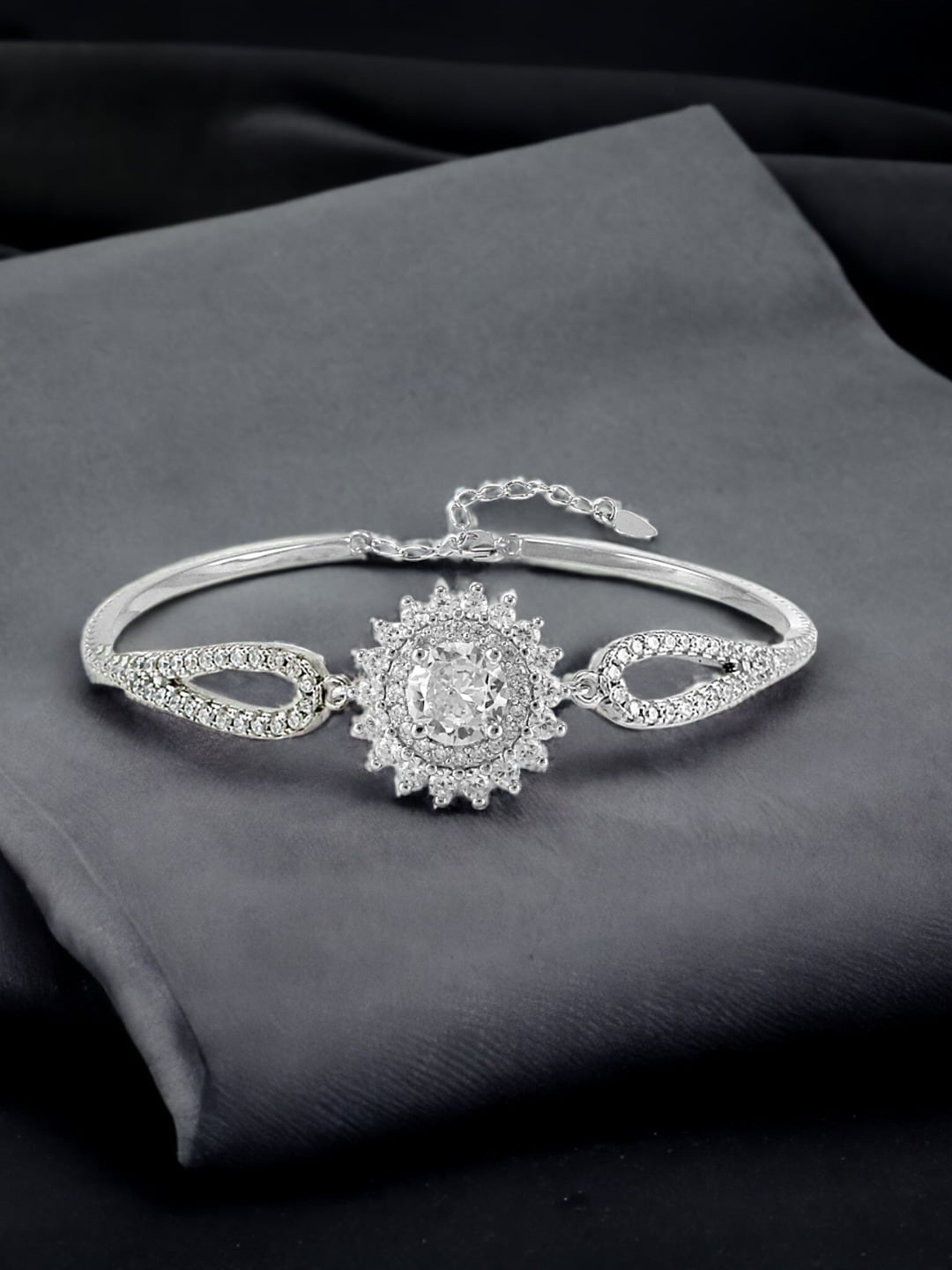 

Taraash 925 Sterling Silver CZ Studded Floral Bangle