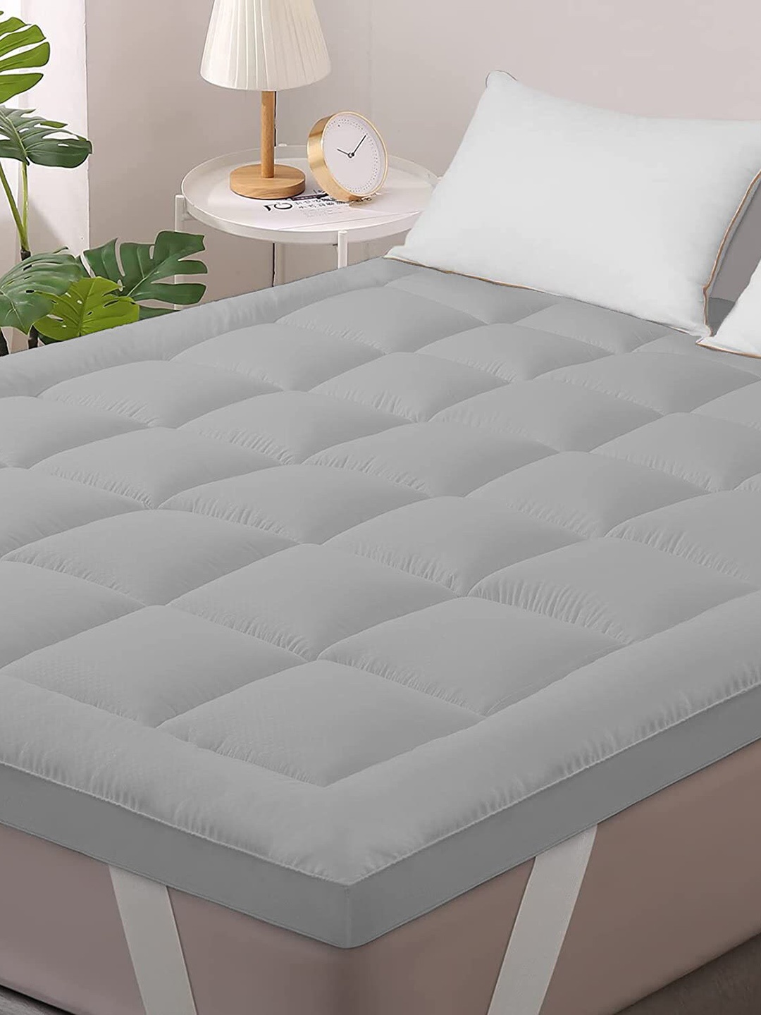 

Jaipur Linen Grey Quilted Breathable Mattress Protector, Grey melange