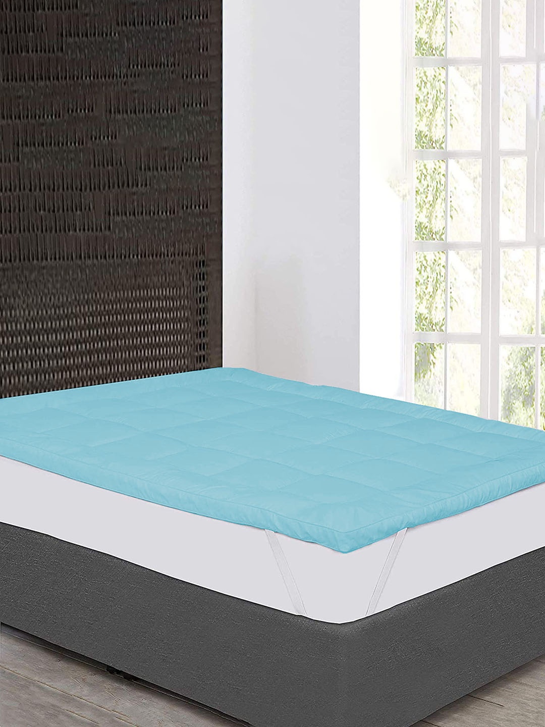 

Jaipur Linen Turquoise Blue Quilted Breathable Mattress Protector