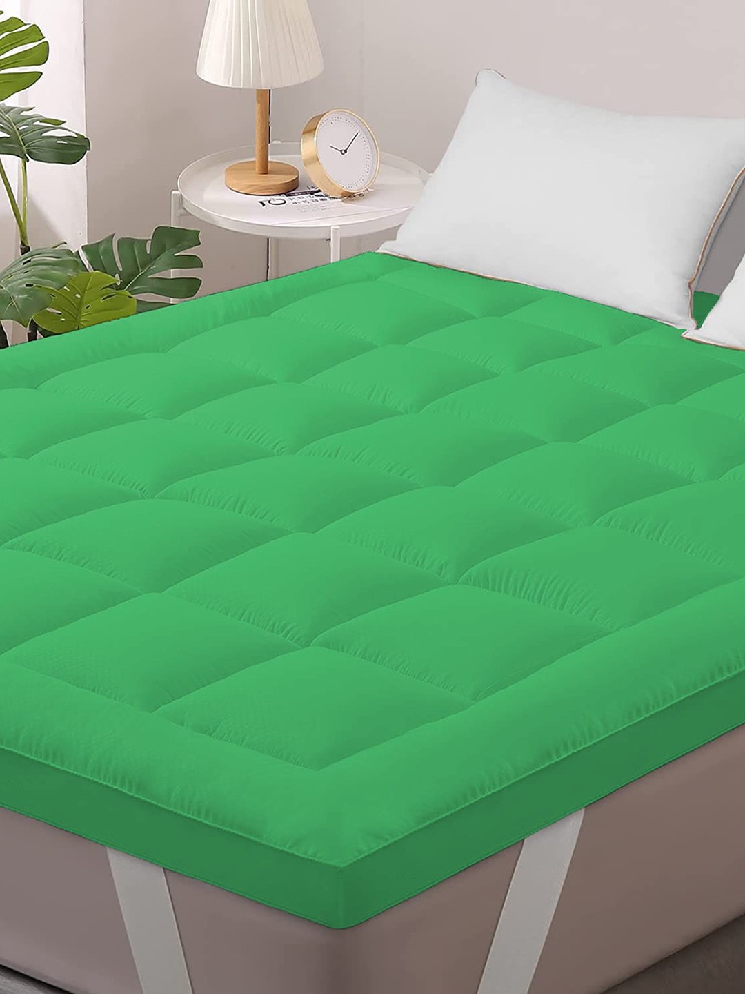 

Jaipur Linen Green Quilted Breathable Mattress Protector