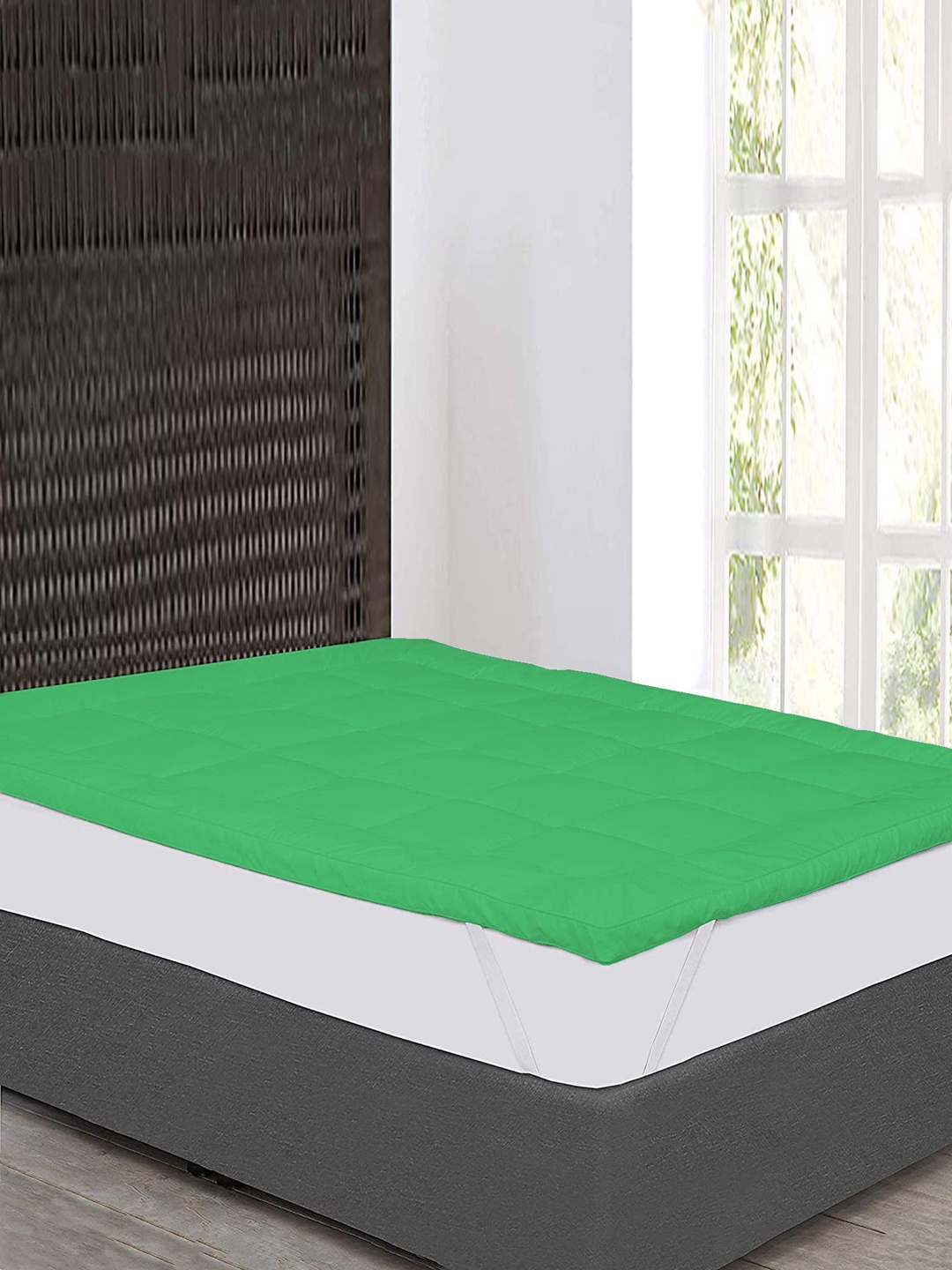 

Jaipur Linen Green Quilted Breathable Mattress Protector