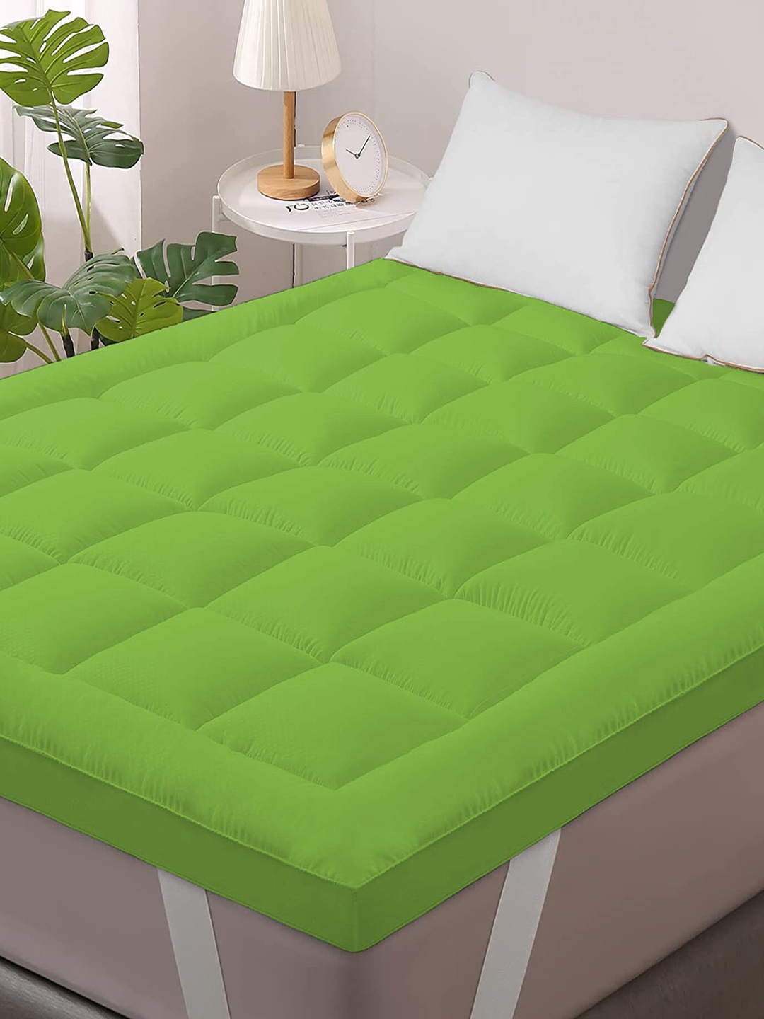 

Jaipur Linen Green Quilted Breathable Mattress Protector
