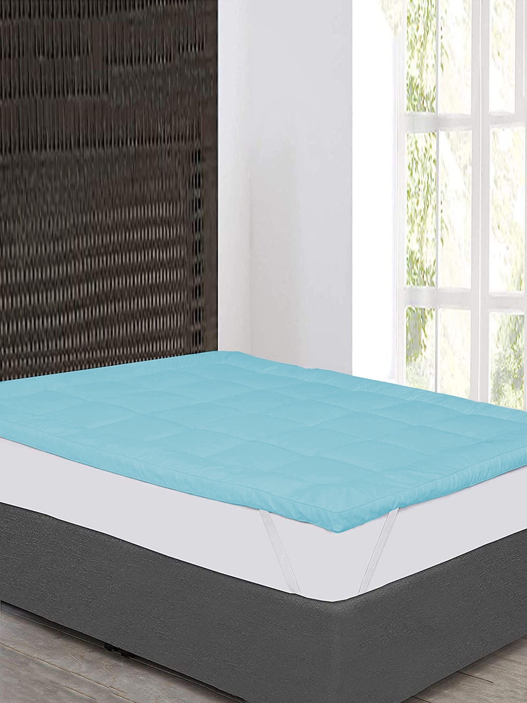 

Jaipur Linen Turquoise Blue Quilted Breathable Mattress Protector