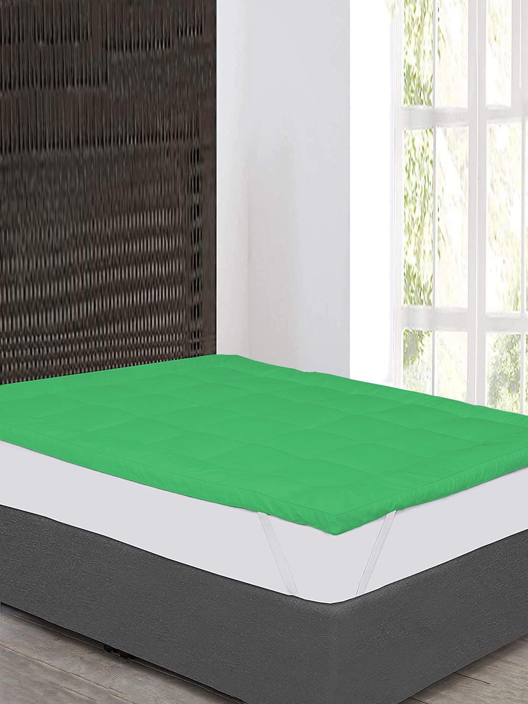 

Jaipur Linen Green Quilted Breathable Mattress Protector
