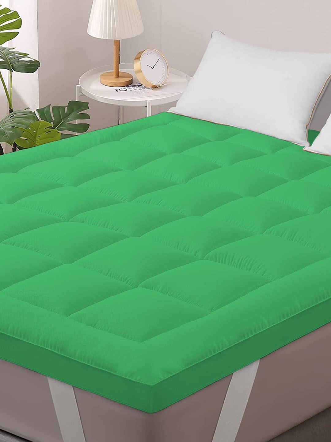 

Jaipur Linen Green Quilted Breathable Mattress Protector