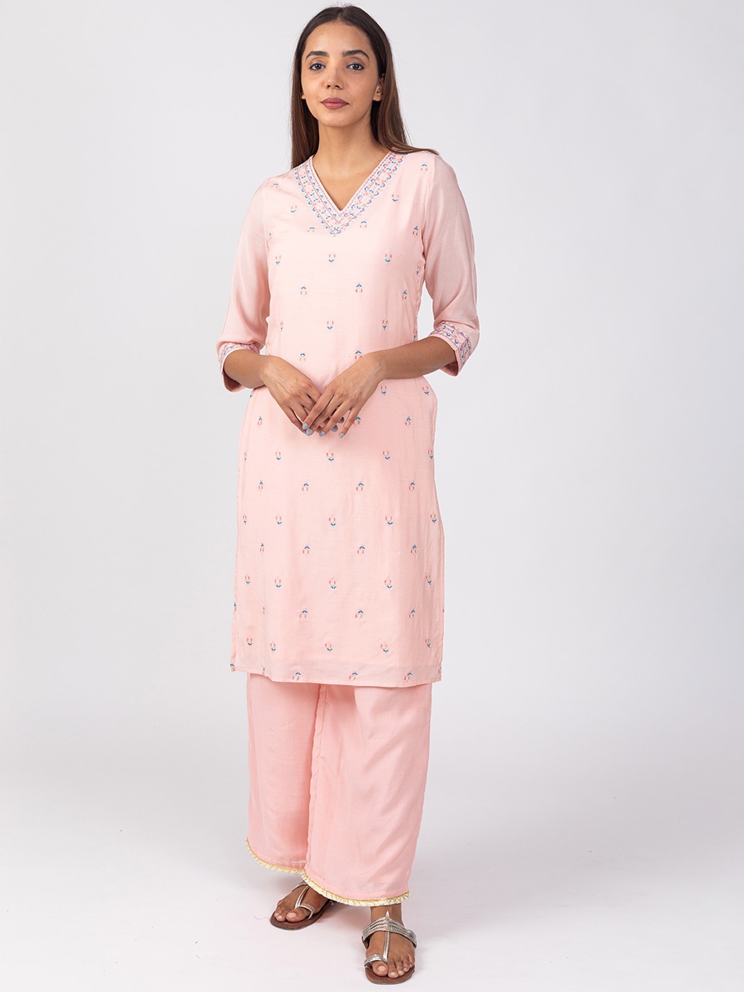 KASYA Ethnic Motifs Embroidered V-Neck Straight Kurta, Pink