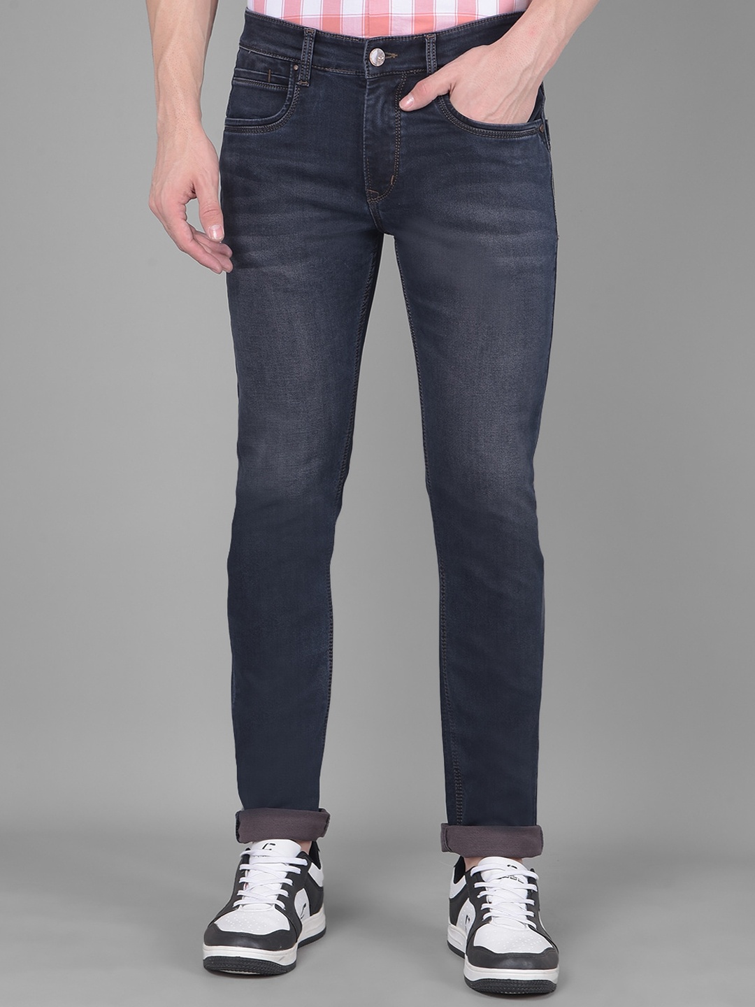 

Crimsoune Club Men Mid-Rise Slim Fit Heavy Fade Stretchable Jeans, Black